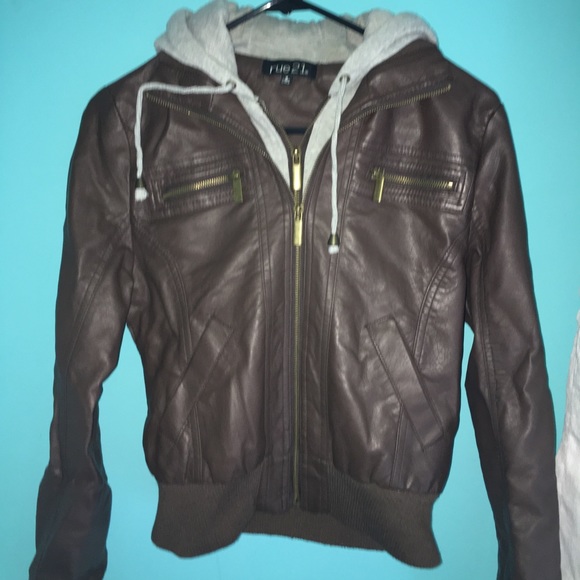 Layered Jacket - Picture 2 of 5